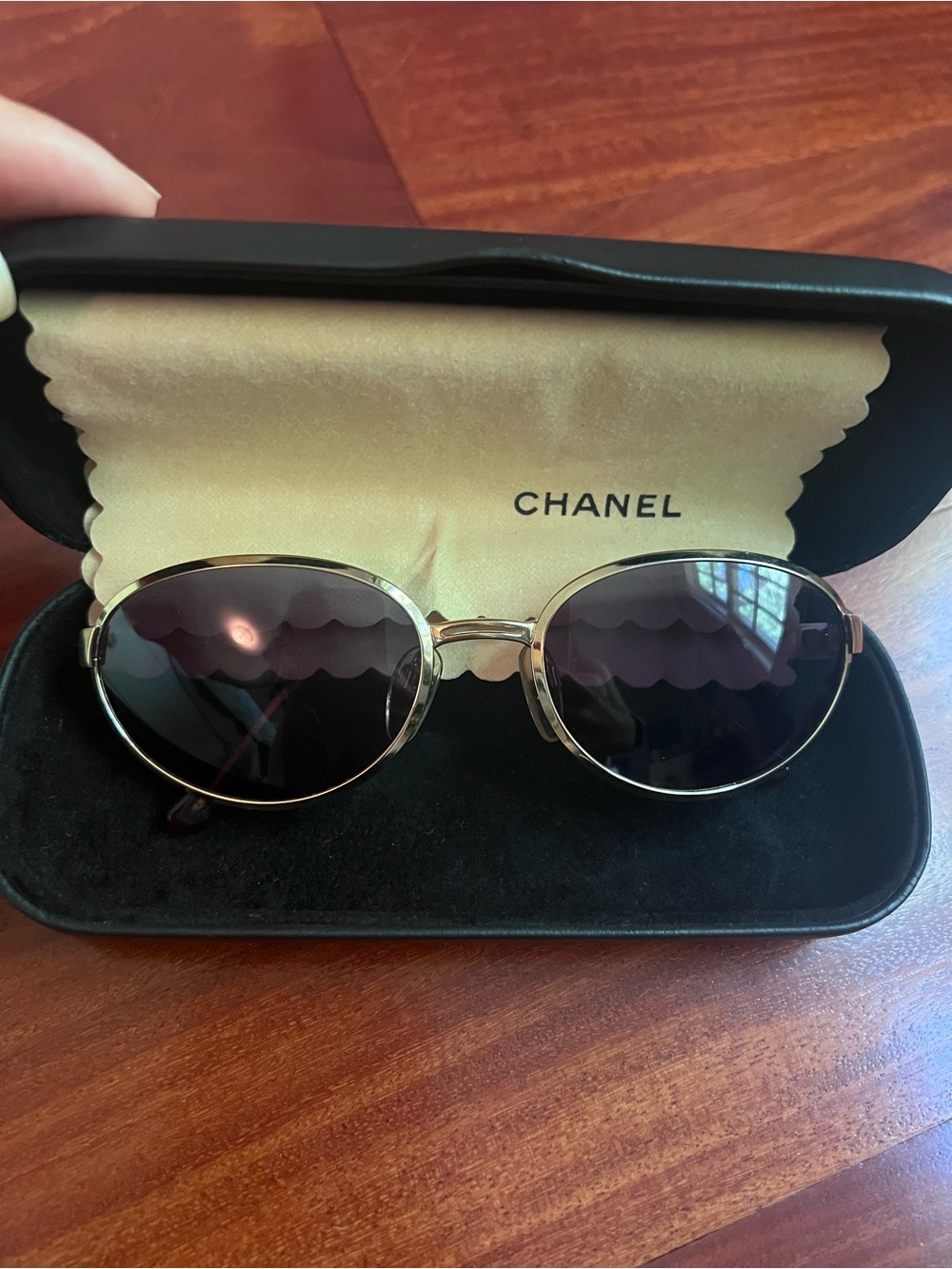 RARE  Authentic 1990s Chanel Metal Sunglasses 💛